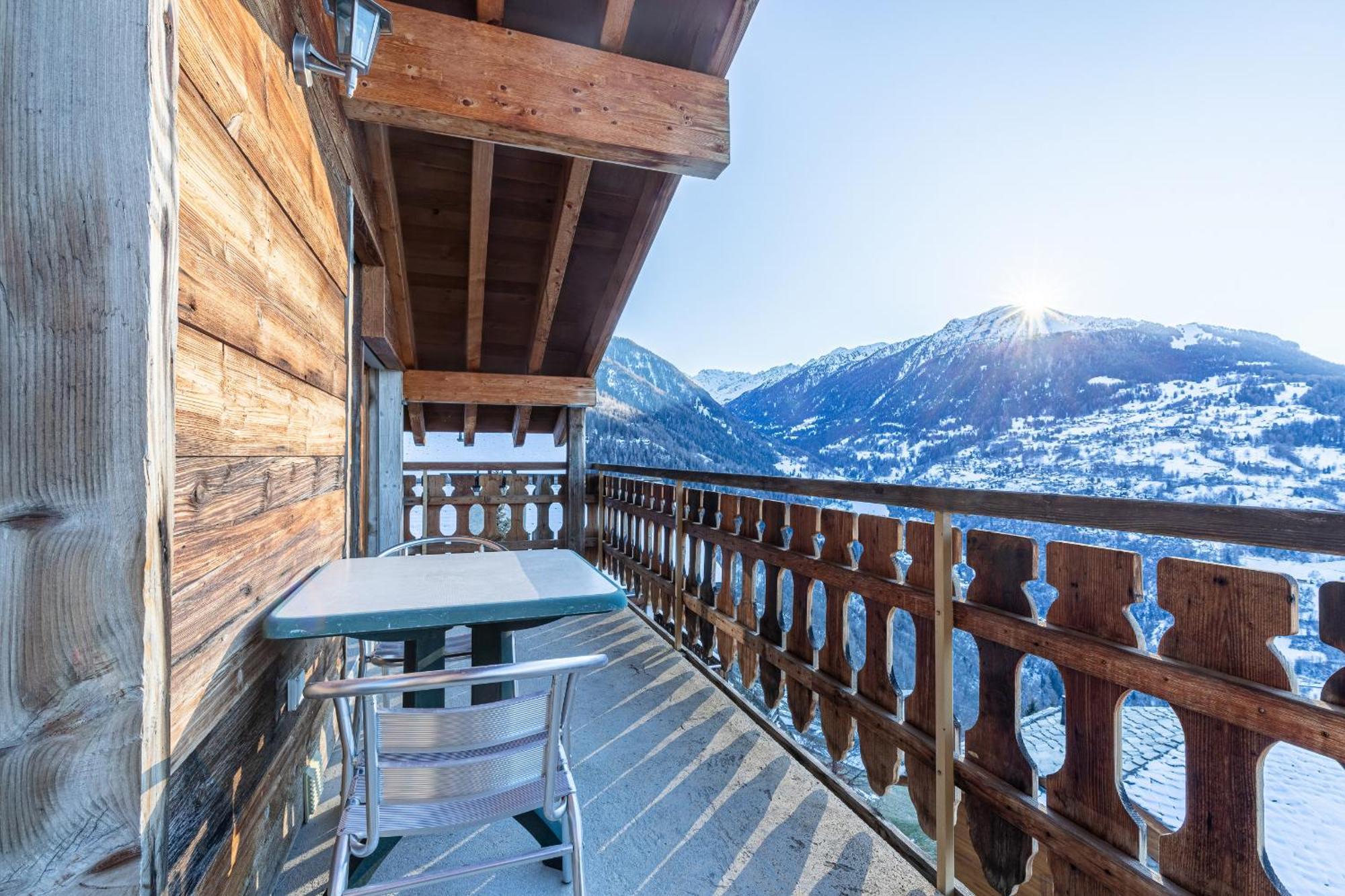 Balcons Du Soleil Sunny & Mountain Apartments By Alpvision Residences ヴェゾナ エクステリア 写真